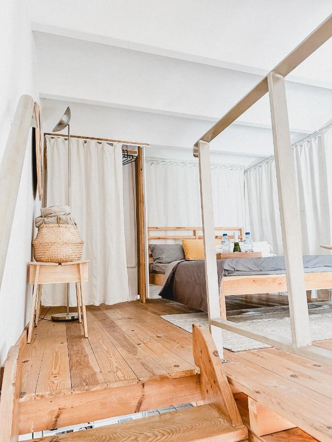 برشلونة Habitacion Privada, Casa Compartida Con Pareja Private Room, Shared House With A Couple المظهر الخارجي الصورة